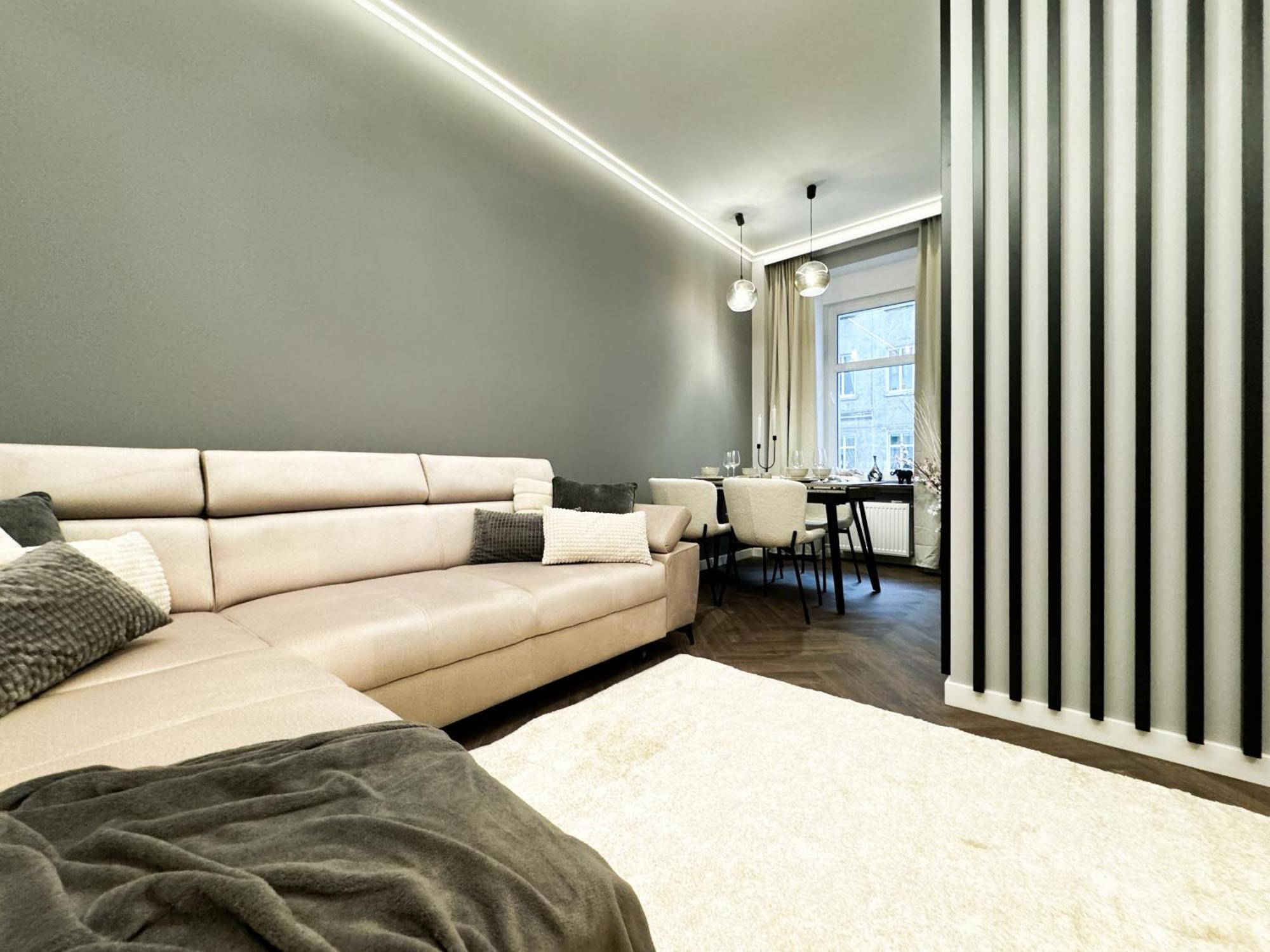 Apartment Central, Modern & Chic Gem, Near Park! 10min To Old Town, Trumski Wroclaw